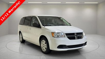 Used 2018 Dodge Grand Caravan SE
