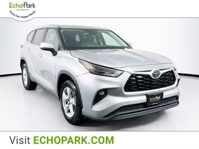 Used 2023 Toyota Highlander LE