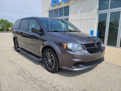 Used 2016 Dodge Grand Caravan SE
