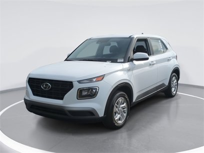 New 2025 Hyundai Venue SE
