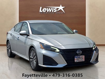 Used 2023 Nissan Altima 2.5 SV