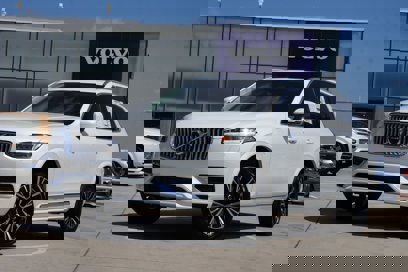 New 2025 Volvo XC90 T8 Plus w/ Protection Package Premier