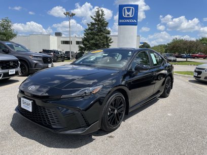Used 2025 Toyota Camry SE