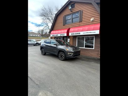 Used 2018 Jeep Compass Limited w/ Navigation Group