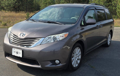 Used 2013 Toyota Sienna XLE