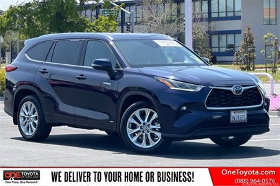 Used 2021 Toyota Highlander Limited