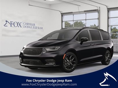 New 2025 Chrysler Pacifica Limited