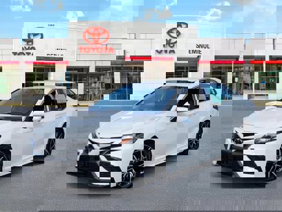 Used 2023 Toyota Camry SE