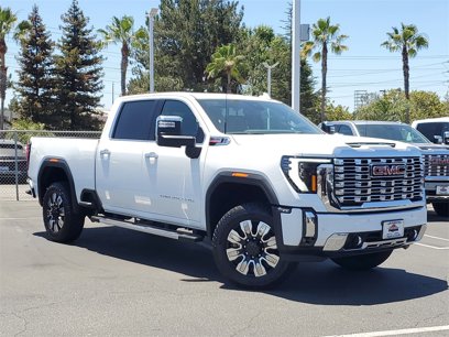 New 2025 GMC Sierra 2500 Denali w/ Denali Reserve Package