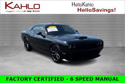 Certified 2022 Dodge Challenger R/T w/ Blacktop Package