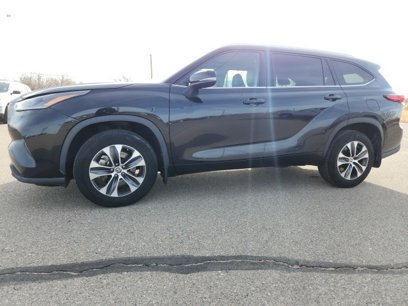 Used 2021 Toyota Highlander XLE