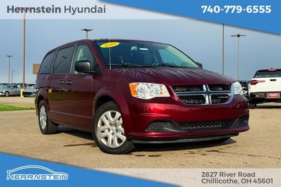 Used 2020 Dodge Grand Caravan SE w/ UConnect Hands-Free Group