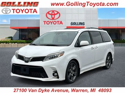 Used 2019 Toyota Sienna SE