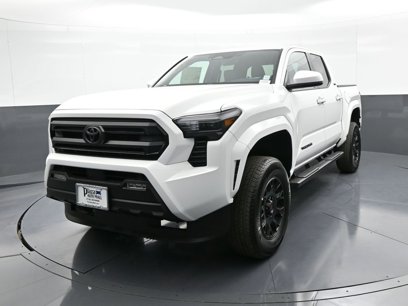 New 2025 Toyota Tacoma SR5