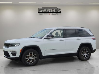 Used 2023 Jeep Grand Cherokee Limited w/ Trailer Tow Prep Group (B)
