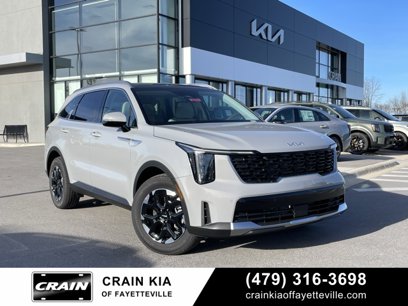 New 2025 Kia Sorento S w/ Panoramic Sunroof Package