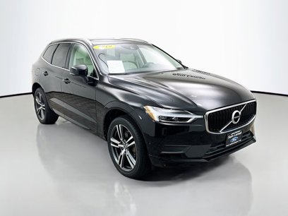 Used 2019 Volvo XC60 T5 Momentum w/ Multimedia Package