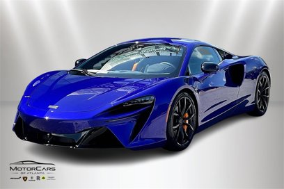New 2025 McLaren Artura