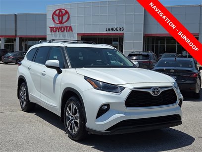 Used 2022 Toyota Highlander XLE