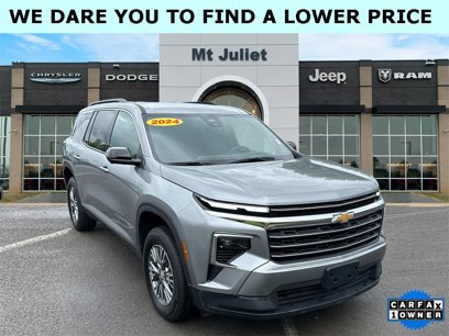 Used 2024 Chevrolet Traverse LT