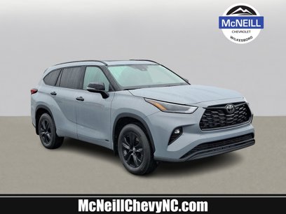 Used 2025 Toyota Highlander XLE
