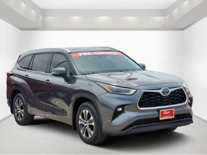 Used 2022 Toyota Highlander XLE