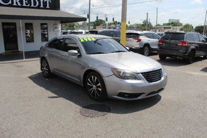 Used 2013 Chrysler 200 Touring w/ S Exterior Appearance Pkg