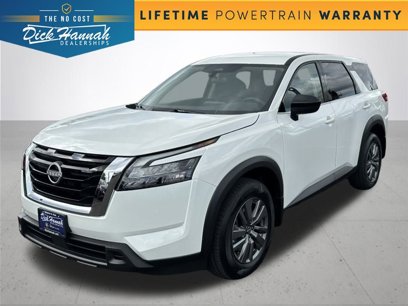 New 2025 Nissan Pathfinder S