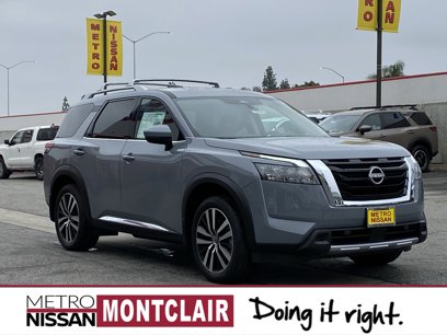New 2025 Nissan Pathfinder Platinum w/ Cargo Package