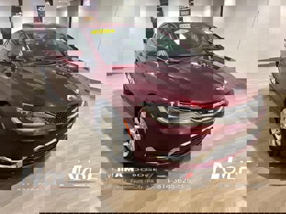 Used 2015 Chrysler 200 Limited w/ Convenience Group