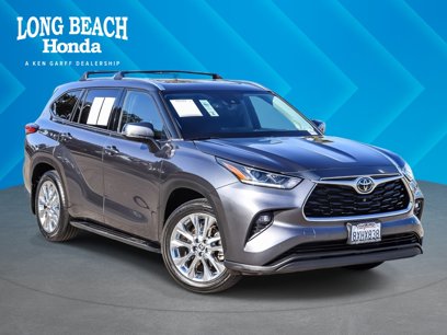 Used 2021 Toyota Highlander Limited