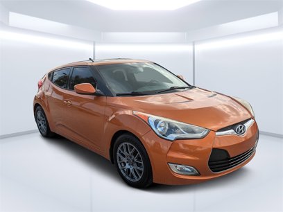 Used 2013 Hyundai Veloster w/ Tech Pkg