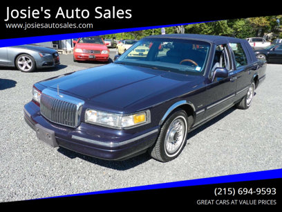 Used 1997 Lincoln Town Car Executive