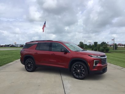 New 2025 Chevrolet Traverse LT w/ Sun and Wheel Package
