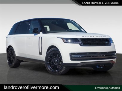 New 2025 Land Rover Range Rover Long Wheelbase SE