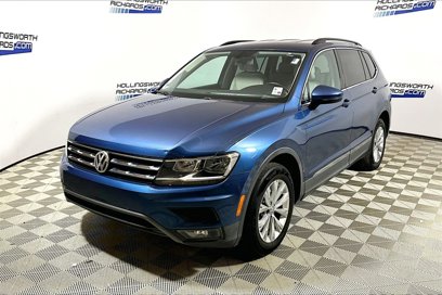 Used 2018 Volkswagen Tiguan SE w/ Front Fog Lights Package