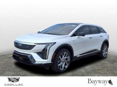 New 2025 Cadillac Optiq Luxury 1