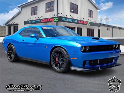 Used 2016 Dodge Challenger SRT Hellcat