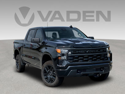 Used 2025 Chevrolet Silverado 1500 Custom Trail Boss w/ Midnight Edition