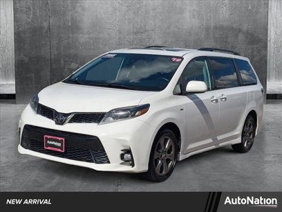 Used 2019 Toyota Sienna SE Premium