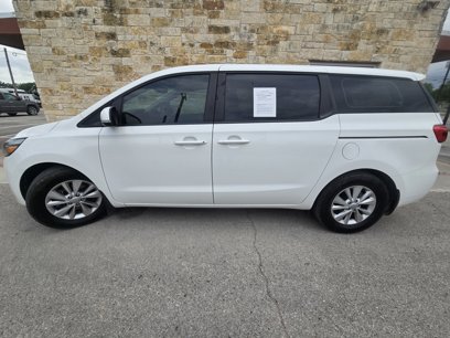 Used 2017 Kia Sedona L