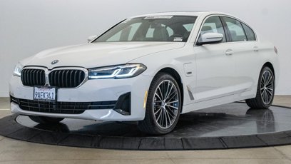 Certified 2022 BMW 530e w/ Premium Package