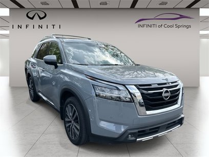Used 2022 Nissan Pathfinder Platinum w/ Cargo Package