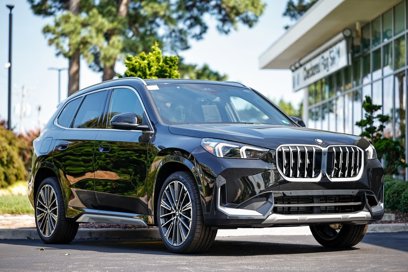 New 2025 BMW X1 xDrive28i w/ Technology Package