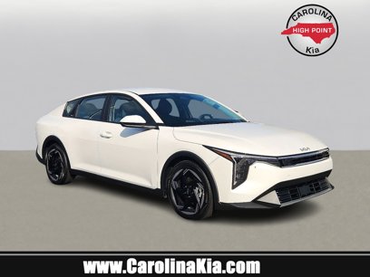 New 2025 Kia K4 EX