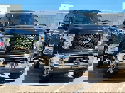 Used 2019 Nissan Titan SV