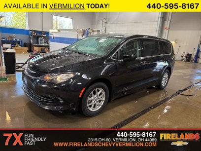 Used 2017 Chrysler Pacifica Touring