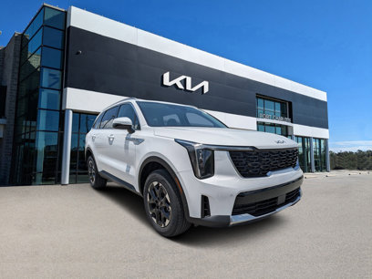 New 2025 Kia Sorento S