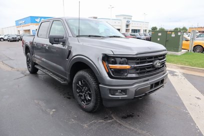 New 2025 Ford F150 XLT w/ Equipment Group 302A MID