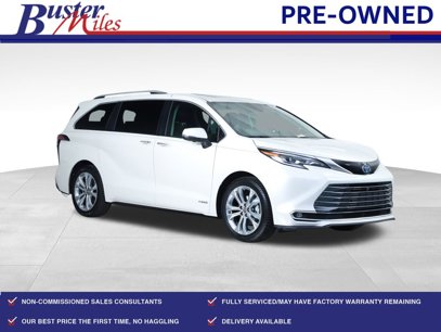 Used 2021 Toyota Sienna Platinum